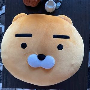 KakaoTalk Ryan plushie kpop